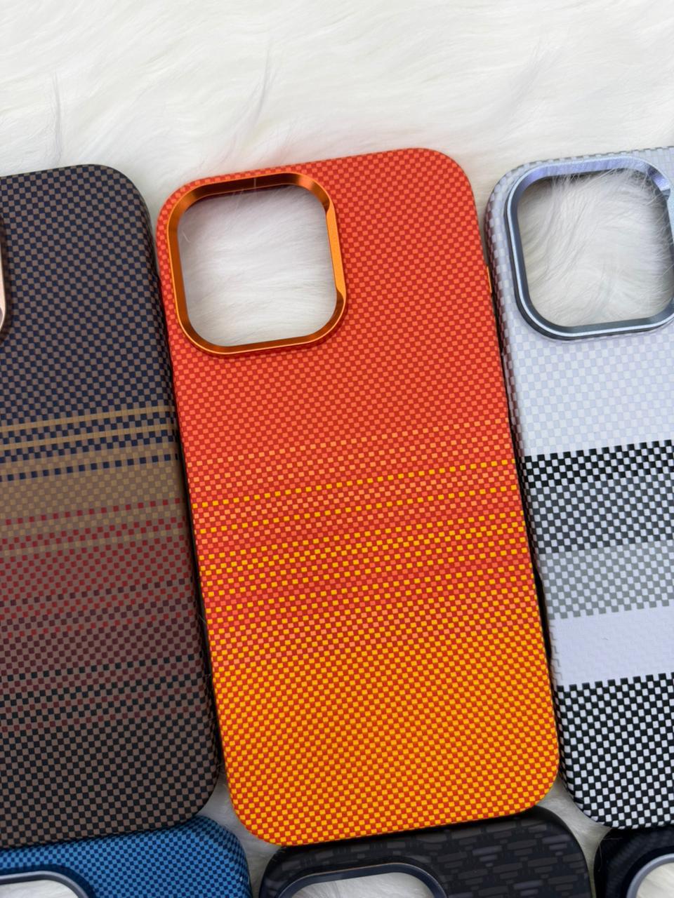 16 Pro Max Luxo Life Original Magsafe Supported Case