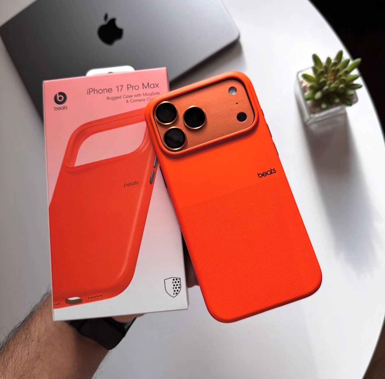 Beats Case Offical With Animation IC